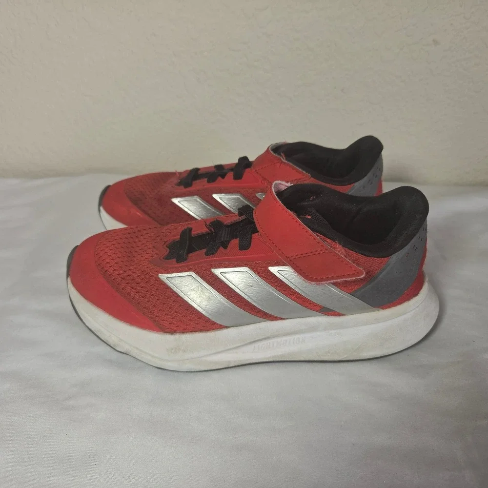 Adidas Duramo 10 Kids Red Silver Running Shoes GW8756 Size 1.5Y